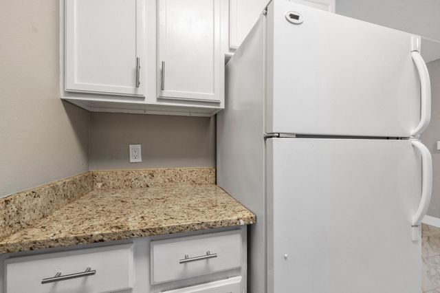 1531 American Boulevard E 101, Bloomington, MN 55425