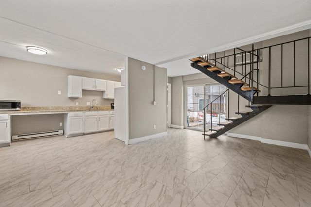 1531 American Boulevard E 101, Bloomington, MN 55425