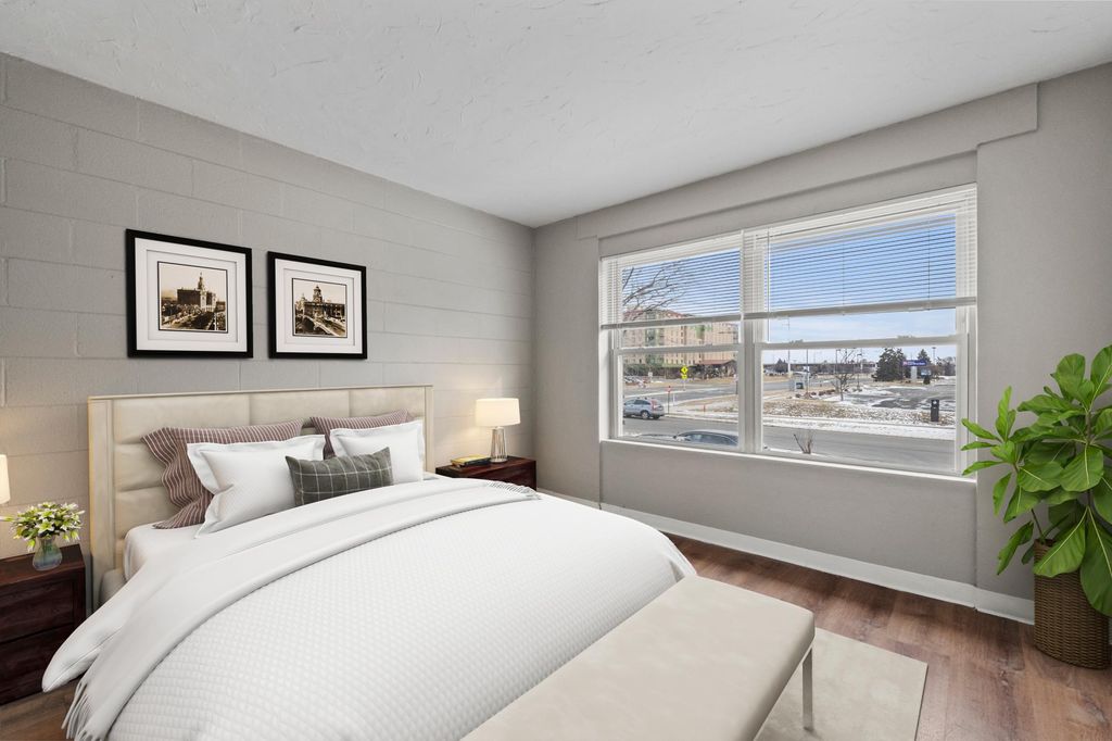 1531 American Boulevard E 101, Bloomington, MN 55425