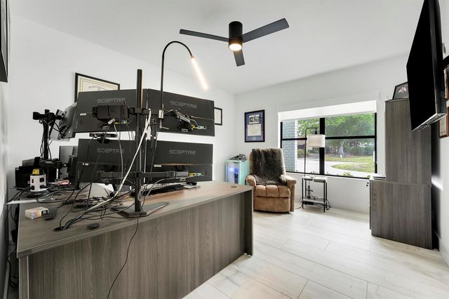 4290 SE Whiticar Way, Stuart, FL 34997