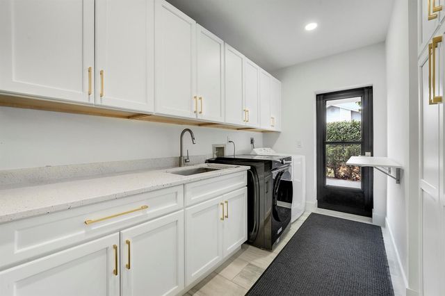 4290 SE Whiticar Way, Stuart, FL 34997