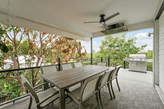 4290 SE Whiticar Way, Stuart, FL 34997
