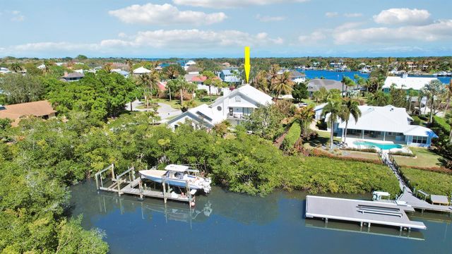 4290 SE Whiticar Way, Stuart, FL 34997