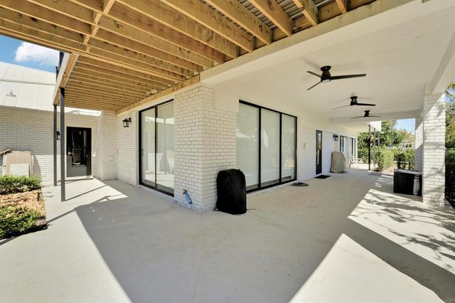 4290 SE Whiticar Way, Stuart, FL 34997