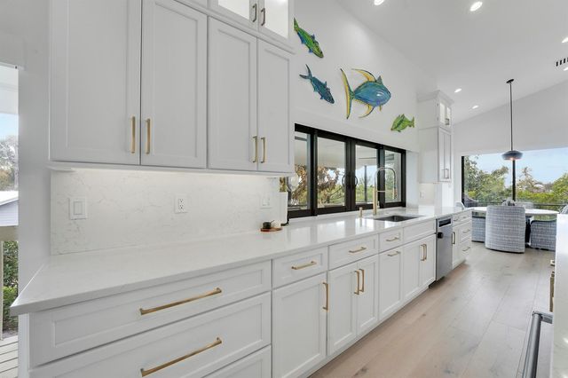 4290 SE Whiticar Way, Stuart, FL 34997