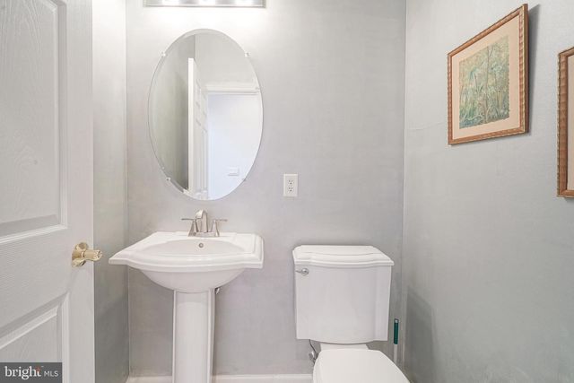 311 LISA WAY, Cinnaminson, NJ 08077