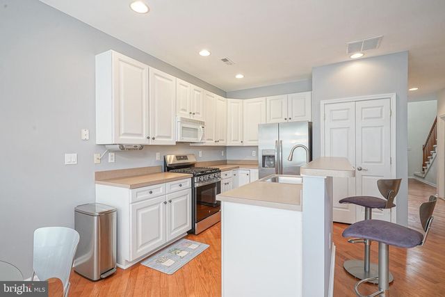311 LISA WAY, Cinnaminson, NJ 08077