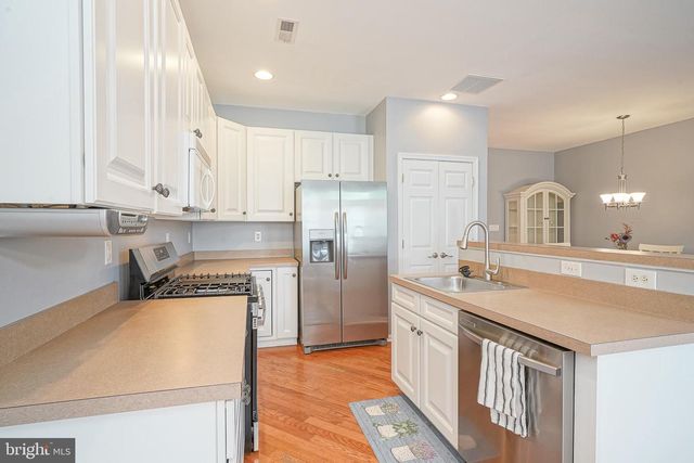 311 LISA WAY, Cinnaminson, NJ 08077
