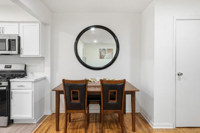 244 E 52nd Place N, Tulsa, OK 74126