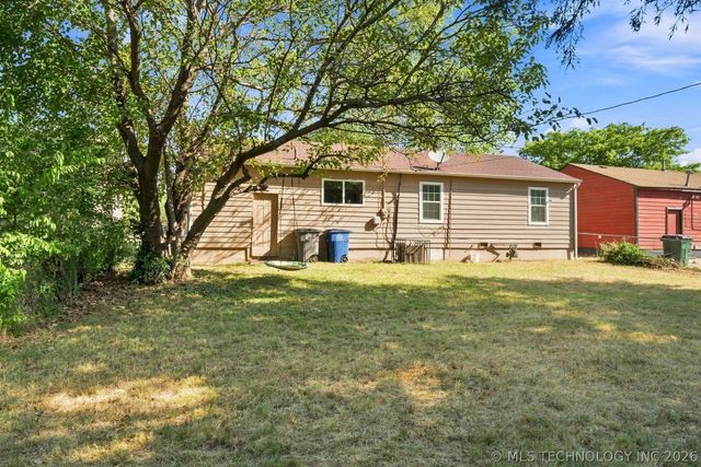 244 E 52nd Place N, Tulsa, OK 74126