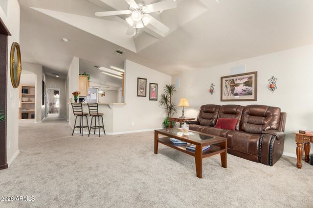 3301 S GOLDFIELD Road 4086, Apache Junction, AZ 85119