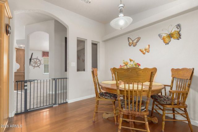 3301 S GOLDFIELD Road 4086, Apache Junction, AZ 85119