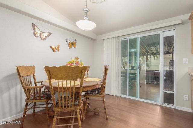 3301 S GOLDFIELD Road 4086, Apache Junction, AZ 85119