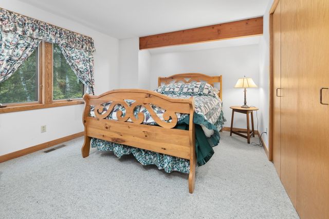 6 Old Ridge Road, Winhall, VT 05340