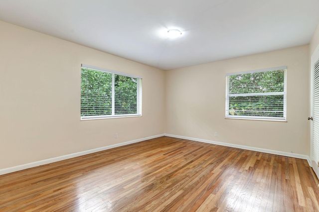 118 Linda Lane, West Palm Beach, FL 33405
