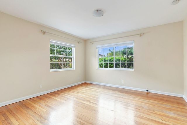 118 Linda Lane, West Palm Beach, FL 33405