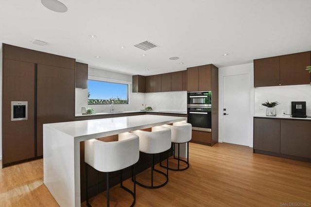 6031 Dirac St, San Diego, CA 92122