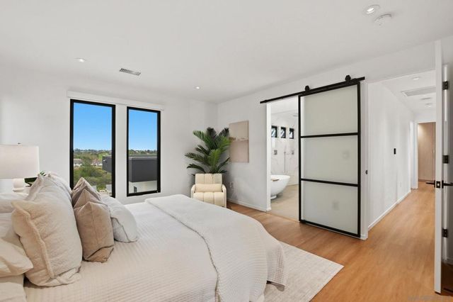 6031 Dirac St, San Diego, CA 92122