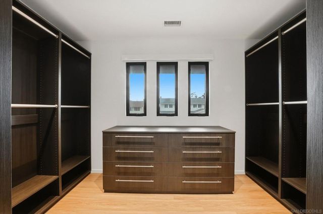 6031 Dirac St, San Diego, CA 92122