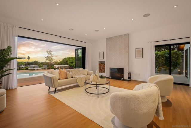 6031 Dirac St, San Diego, CA 92122