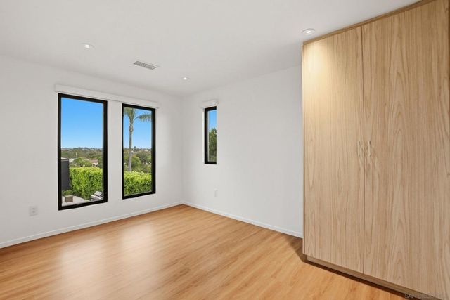 6031 Dirac St, San Diego, CA 92122