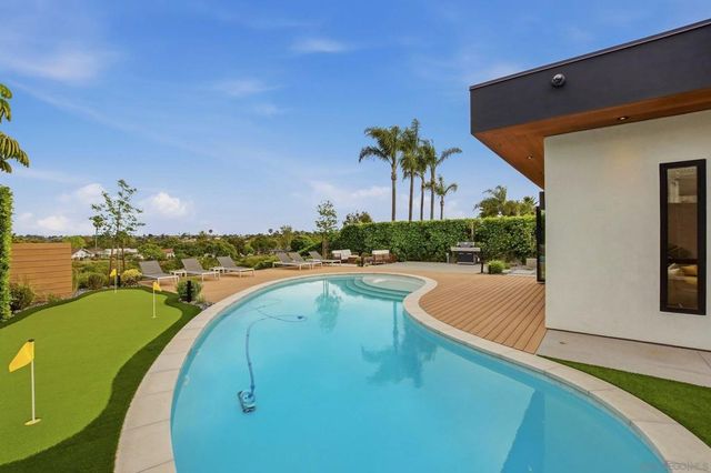 6031 Dirac St, San Diego, CA 92122