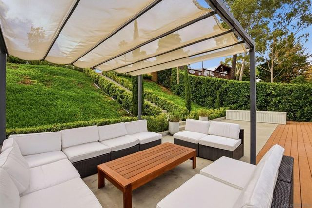 6031 Dirac St, San Diego, CA 92122