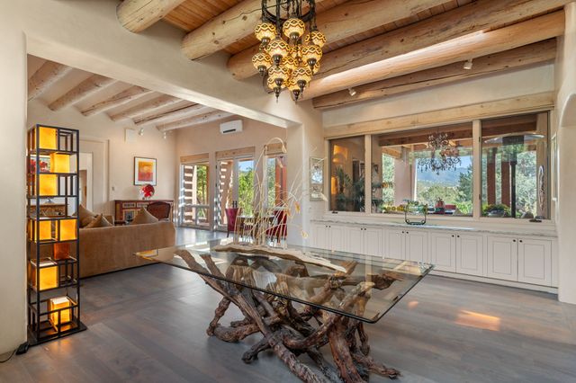 1085 Camino Manana, Santa Fe, NM 87501