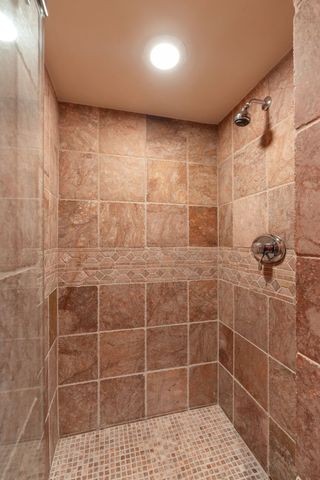 1085 Camino Manana, Santa Fe, NM 87501
