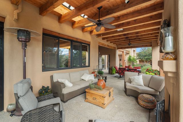 1085 Camino Manana, Santa Fe, NM 87501