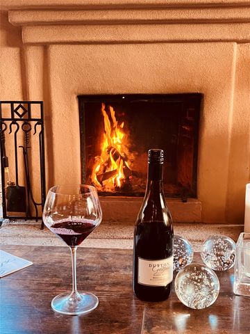 1085 Camino Manana, Santa Fe, NM 87501