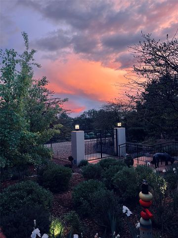 1085 Camino Manana, Santa Fe, NM 87501