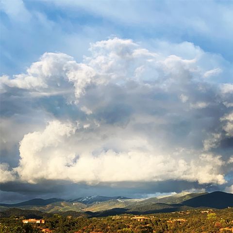 1085 Camino Manana, Santa Fe, NM 87501