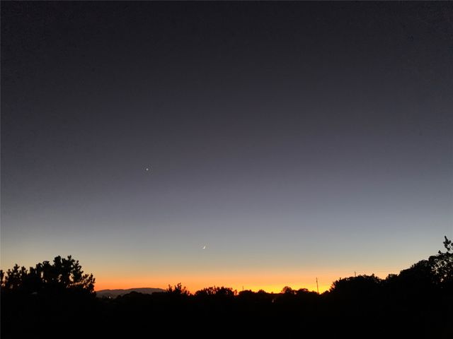 1085 Camino Manana, Santa Fe, NM 87501