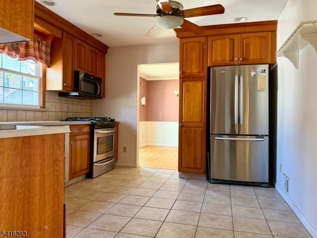 210 Burns Way, Fanwood Boro, NJ 07023