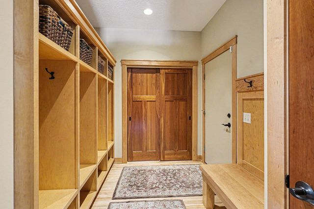 1520 Bridgewater Road, Golden Valley, MN 55422