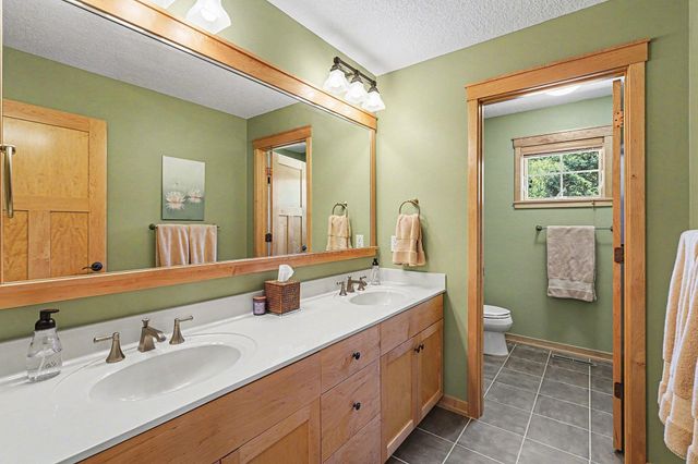 1520 Bridgewater Road, Golden Valley, MN 55422