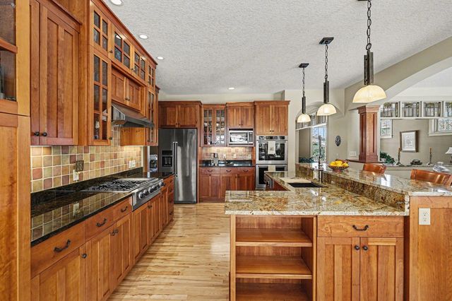 1520 Bridgewater Road, Golden Valley, MN 55422