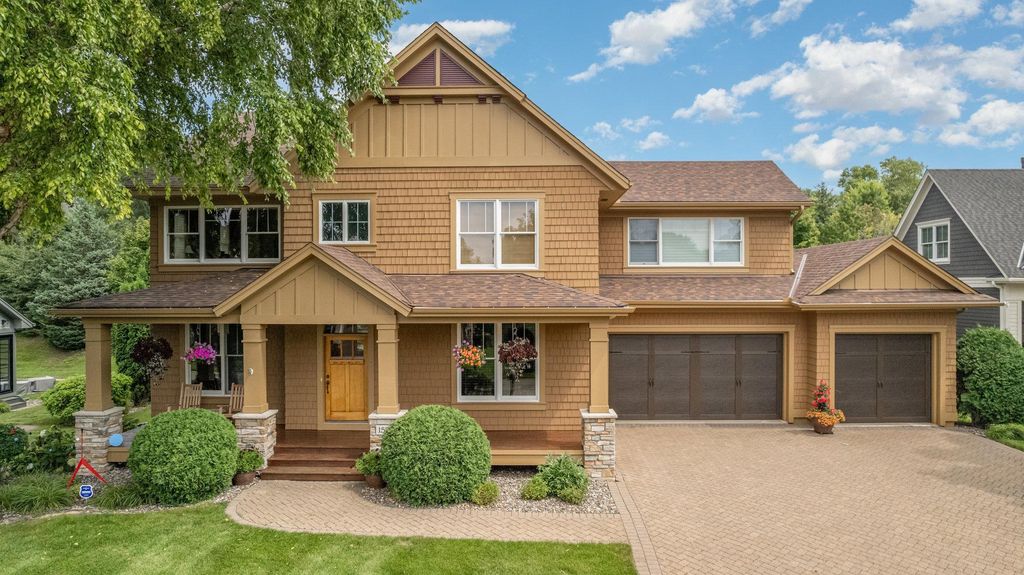 1520 Bridgewater Road, Golden Valley, MN 55422