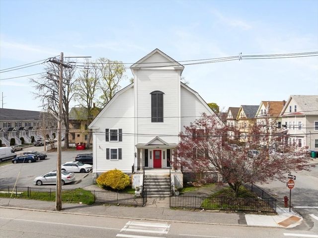 100 Rogers St 1, Lowell, MA 01852