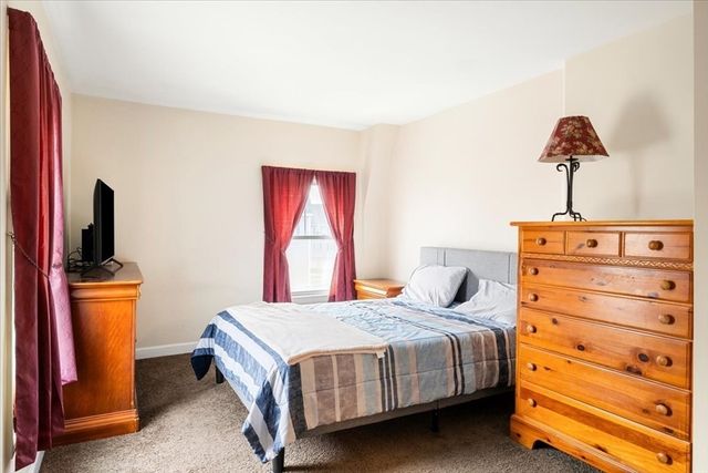 100 Rogers St 1, Lowell, MA 01852