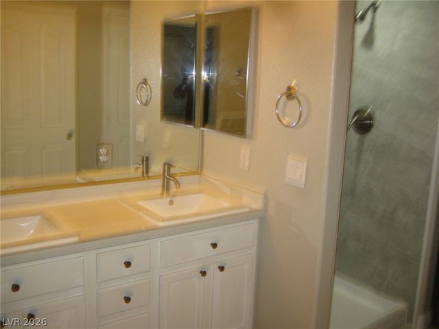 875 Hollandsworth Avenue, Las Vegas, NV 89123