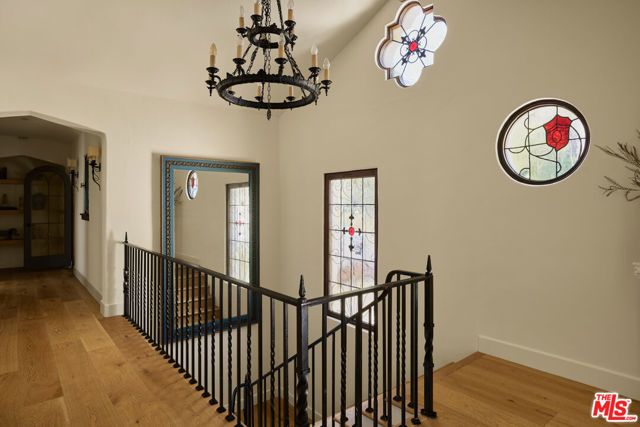 1588 Viewsite Drive, Los Angeles, CA 90069