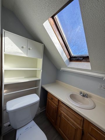 144 Franklin St 3, Framingham, MA 01702