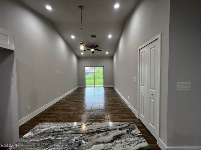 1106 Cape Coral PKWY W, Cape Coral, FL 33914