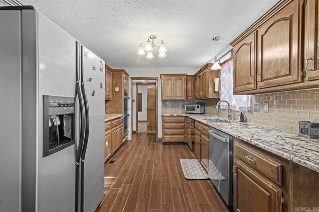11 Pontalba, Little Rock, AR 72211