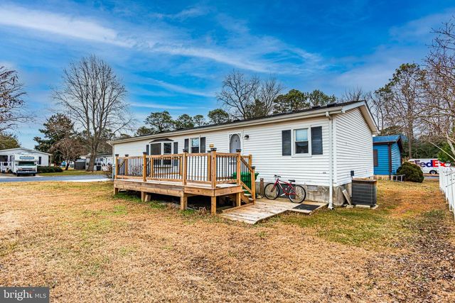 1 CUTLASS DR, Berlin, MD 21811