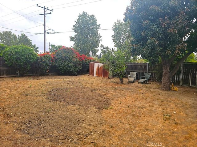 295 E Grevillia, Pomona, CA 91767