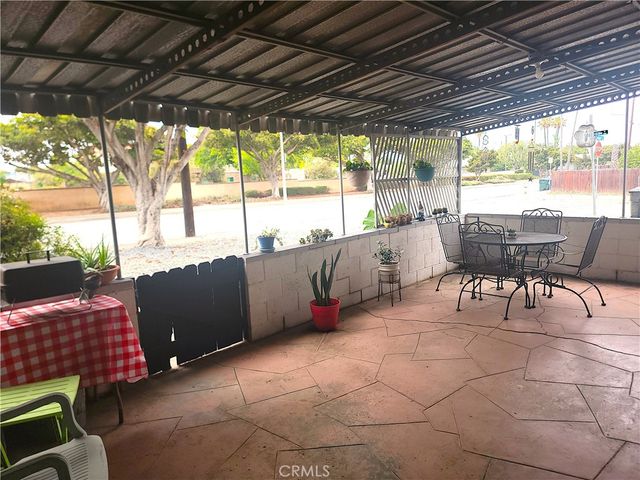 295 E Grevillia, Pomona, CA 91767
