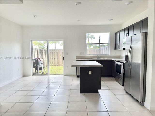 2701 SE 15th St, Homestead, FL 33035